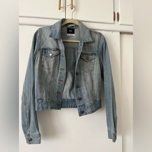 BDG Light Wash Denim Jacket - Blue